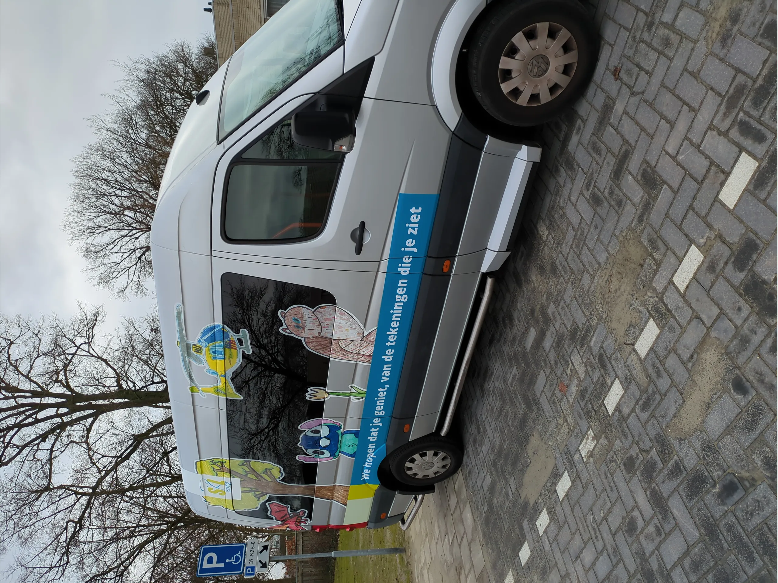 Afbeelding voor hulpvraag: Rij jij met ons een rondje met de bus?