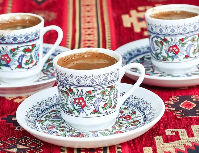 Afbeelding voor hulpvraag: Zullen we samen gezellig kletsen of iets leuks doen?